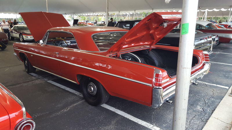 1963 Catalina. Was wearing 421 badges, but says it was a 389. Column shifted automatic, so I’m sure it’s not a 421.